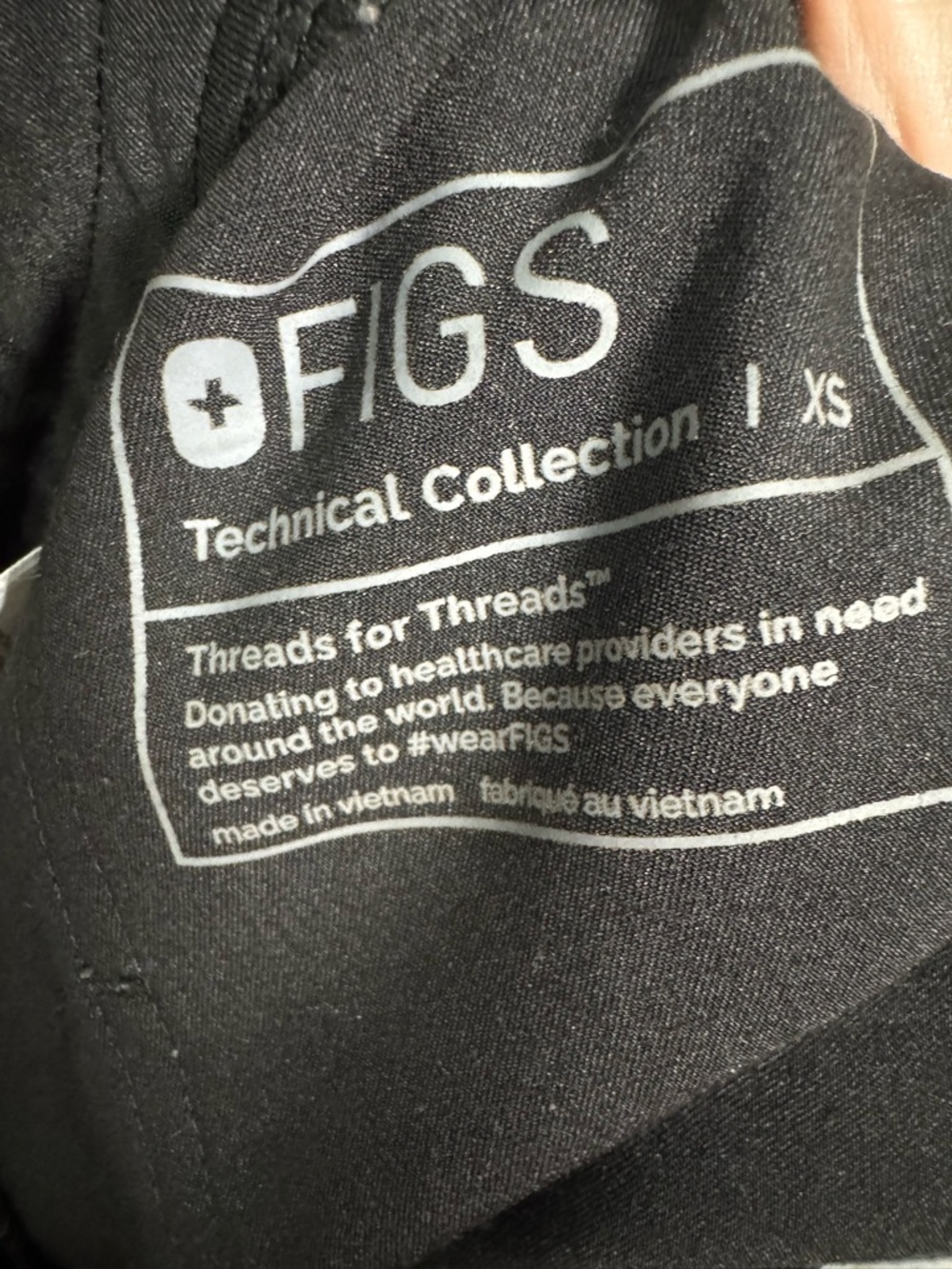 Figs Zamora Jogger Scrub Pants in Black - Picture 5 of 6
